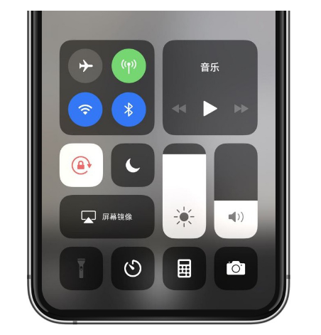 重庆苹果14维修店分享iPhone 14手电筒按键灰了怎么办 